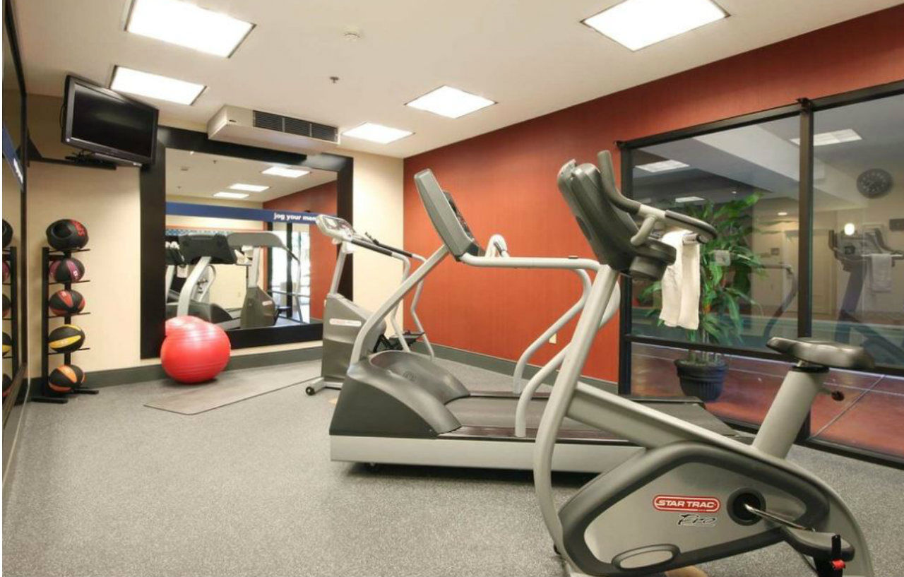 Hampton Inn Champaign/Urbana Екстериор снимка